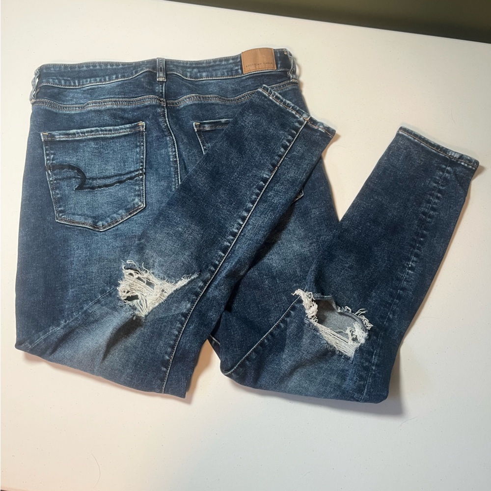 American Eagle Outfitters Dark Blue High Rise Jeans size 12 Short - Picture 2 of 4